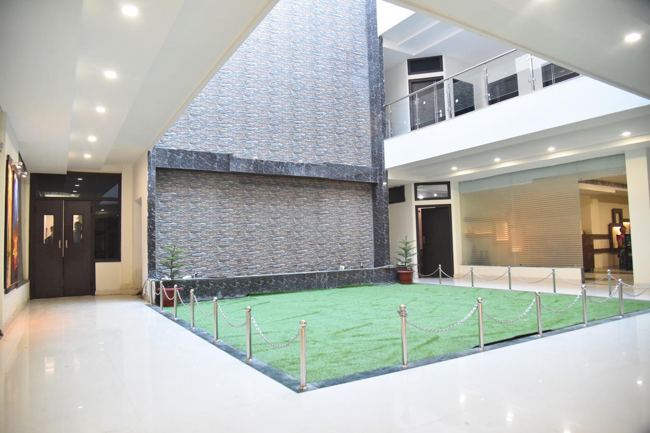 Hotel Castle View Roorkee Luaran gambar